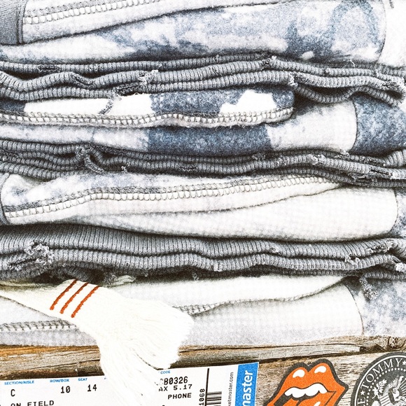 Distressed Country Western Horses Retro Vintage Blanket Fleece Reworked Hoodie - Picture 2 of 4